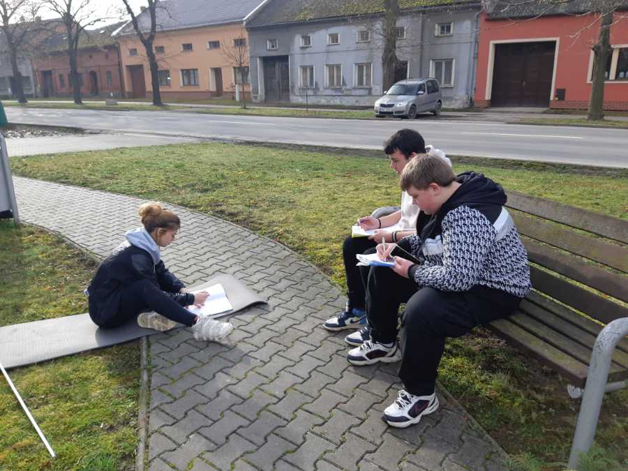 Škola